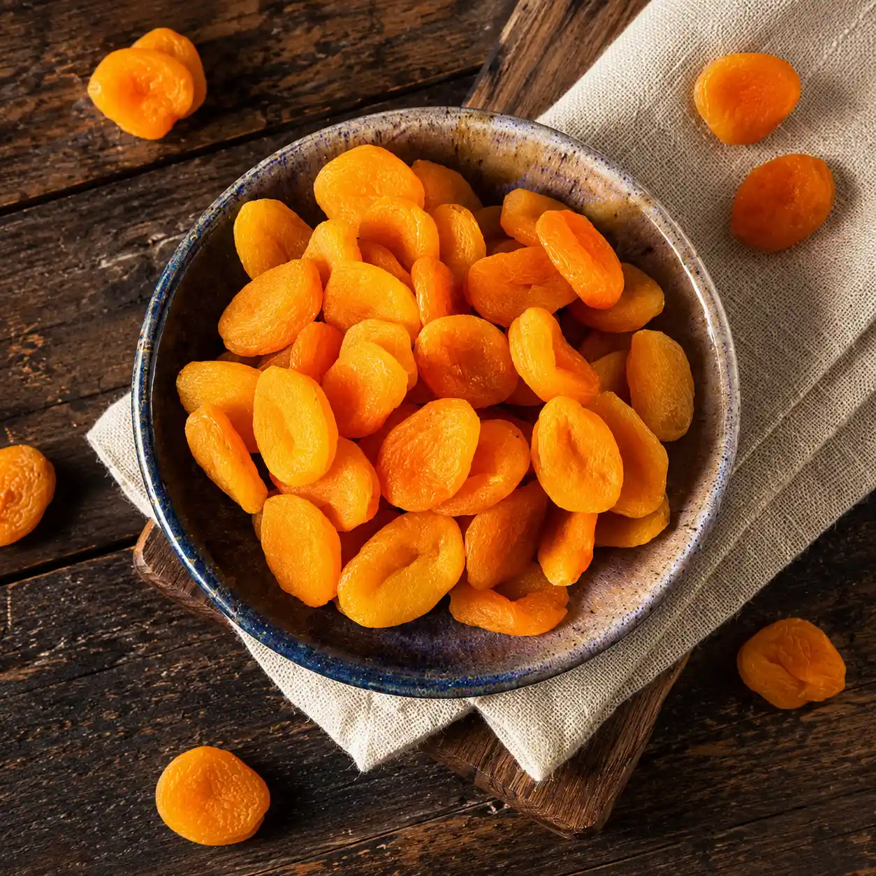 Dried apricots in export grades for bulk supply