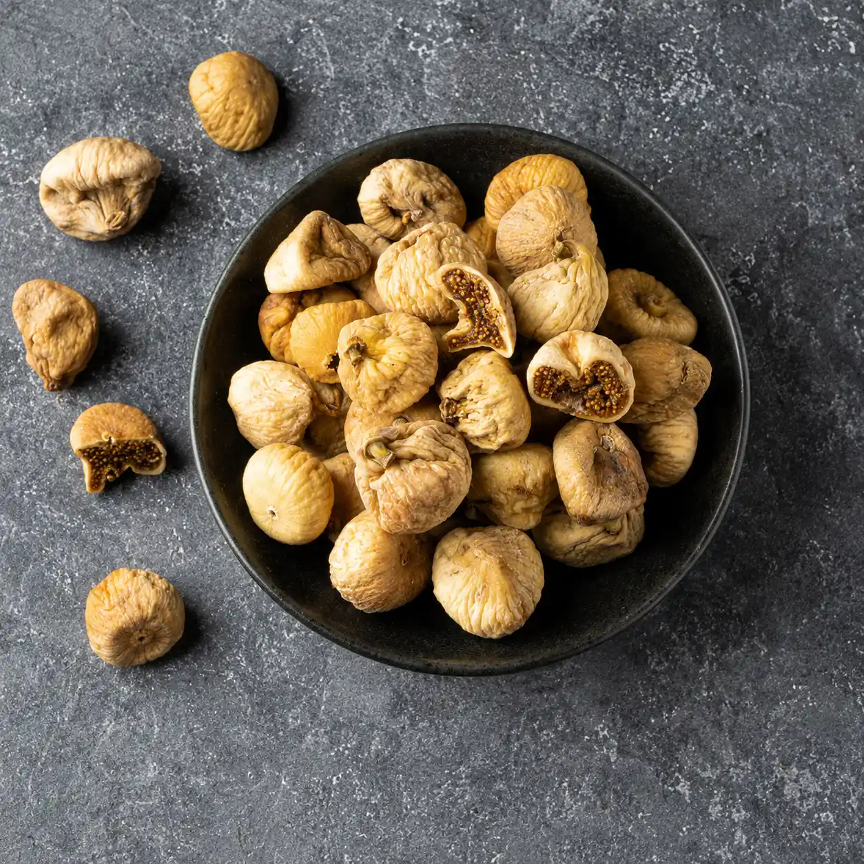 Dried figs supplied in bulk for export